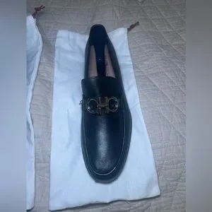 Salvatore Ferragamo Rolo Vitello Loafer; Black leather with reversible buckle Salvatore Ferragamo + Rolo Reversible Gancini Loafers main image 4